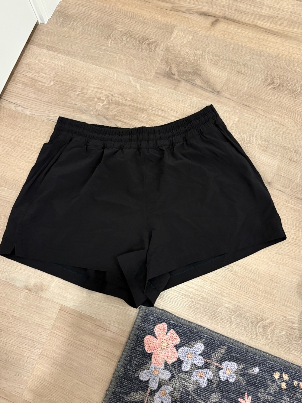 NWOT Altheta Black Shorts Size Medium